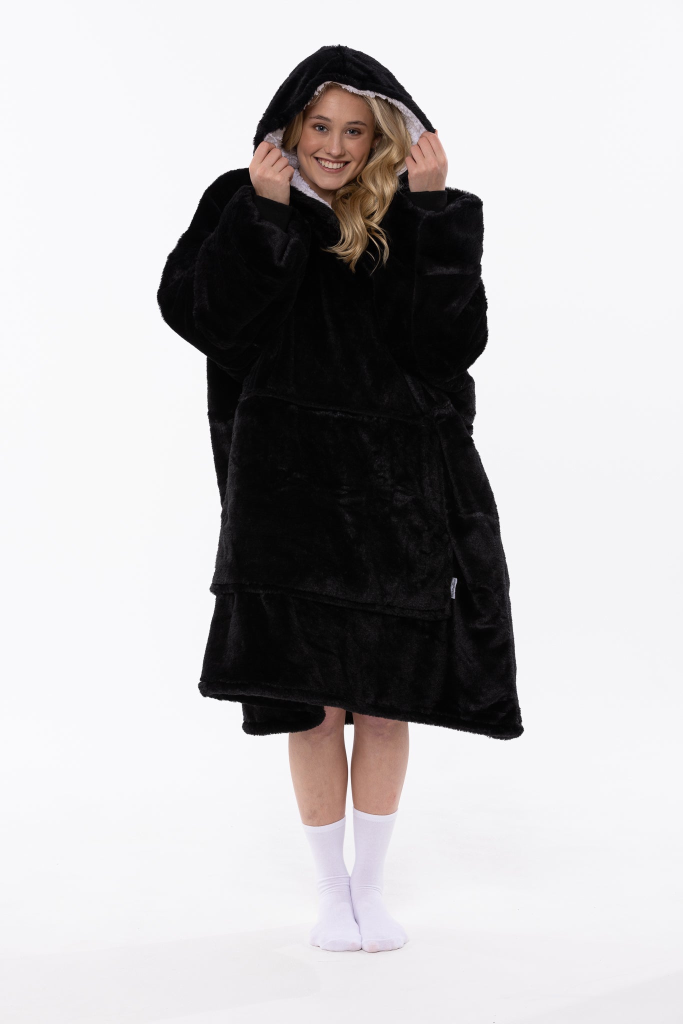 LUXE Black Warmellow